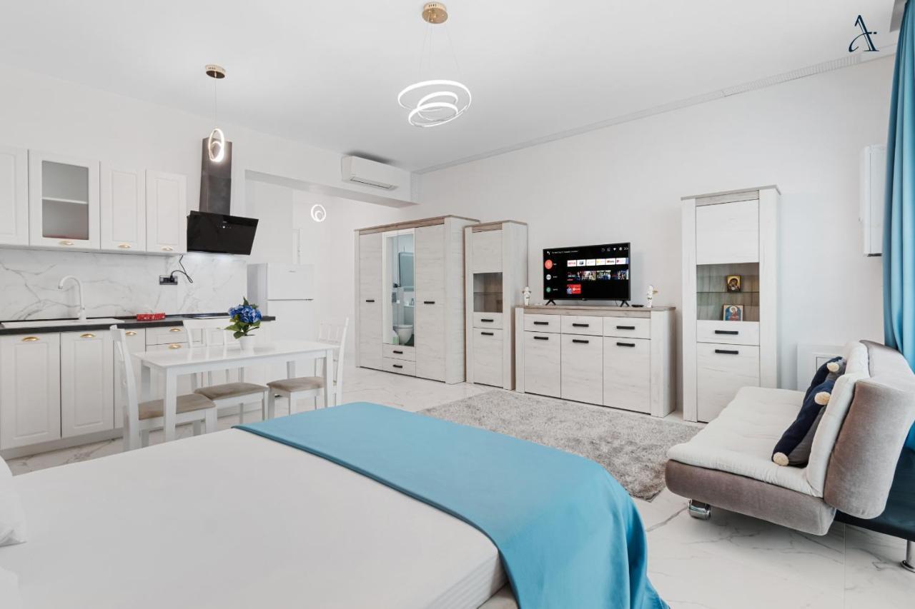 Rentforcomfort Saint George Studio & Sea View Mamaia Exteriör bild