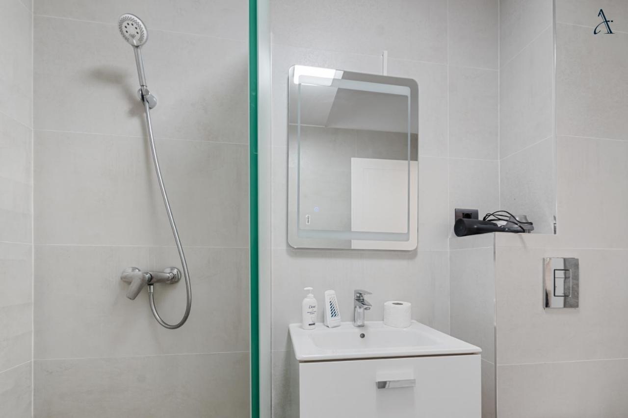 Rentforcomfort Saint George Studio & Sea View Mamaia Exteriör bild
